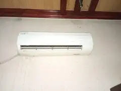 Haier AC DC inverter1.5 tan urgent for sale

                                                            alt=