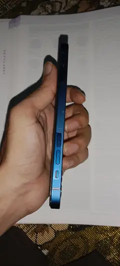 Vivo y21T 4 128GB

                                                            alt=