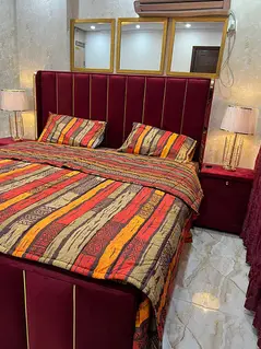 Par Day and short Time full furnish one BeD Room Available for rent Bahria Town Phase 6 family apartment

                                                            alt=