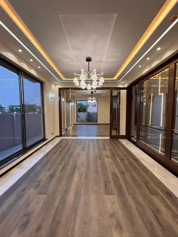 1 KANAL BRAND NEW WELL DESIGNED BUNGALOW AVAILABLE FOR SALE IN DHA PHASE 6

                                                            alt=