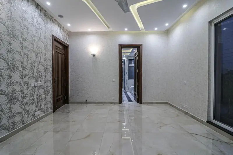 1 KANAL SAPRATE GATE INDEPENDENT UPPER PORTION FOR RENT

                                                            alt=