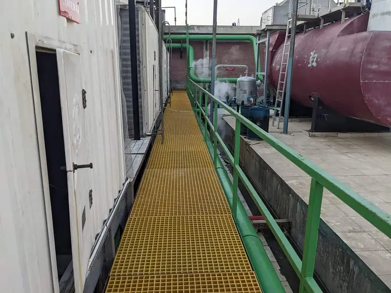 Fiberglass Gratings | FRP Solar Walkways | Fiberglass Walkways

                                                            alt=