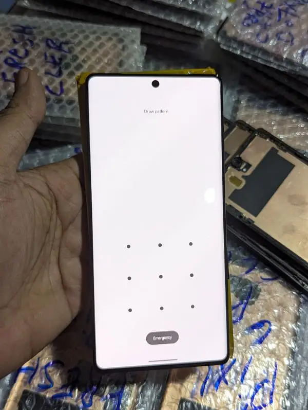 Google Pixel 6 Pro Pixel 7  Pixel 6/ 8Pro LCD Disply Panel LEDs Screen

                                                            alt=