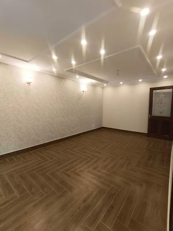 Brand New 10 Marla Double Story House for Sale in Extension L Block Model Town Lahore

                                                            alt=