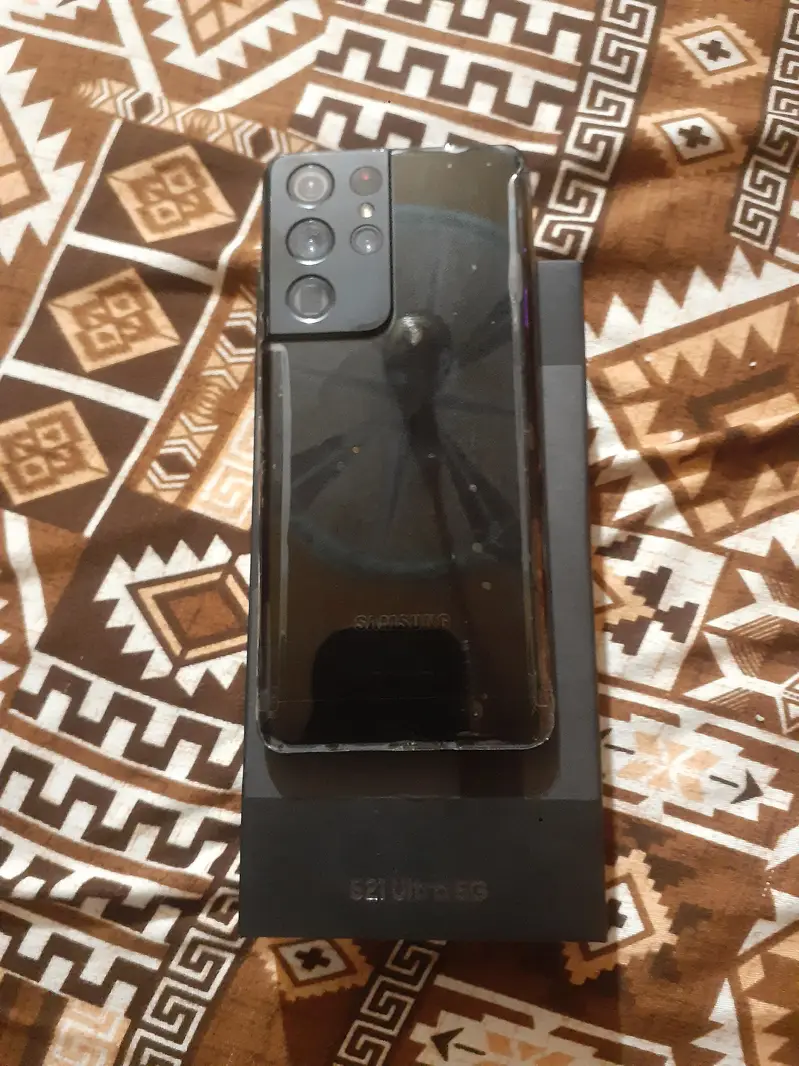 samsun s21 ultra physcal plus e sim dono patch ha 2g per box available

                                                            alt=