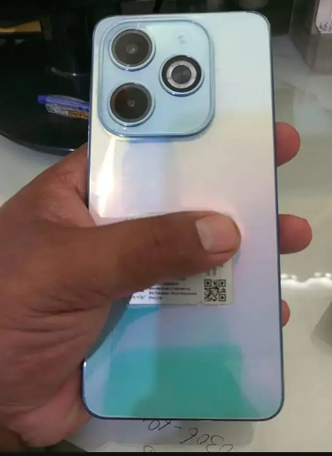 hot 40i 8 256  no open repair

                                                            alt=