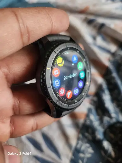 samsung s3 gear

                                                            alt=