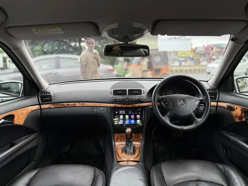 Mercedes E Class 2006

                                                            alt=