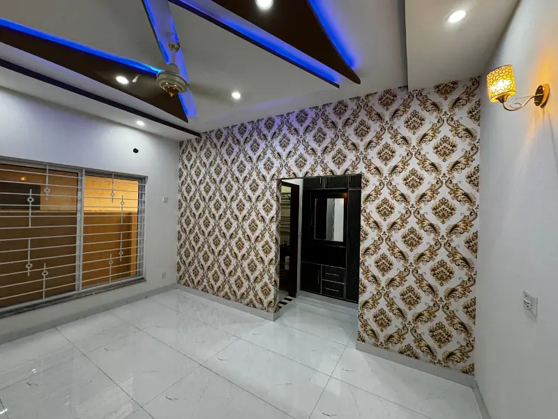 10 MARLA BRAND NEW HOUSE FOR SALE IN UET HOUSING SOCIETY LAHORE

                                                            alt=
