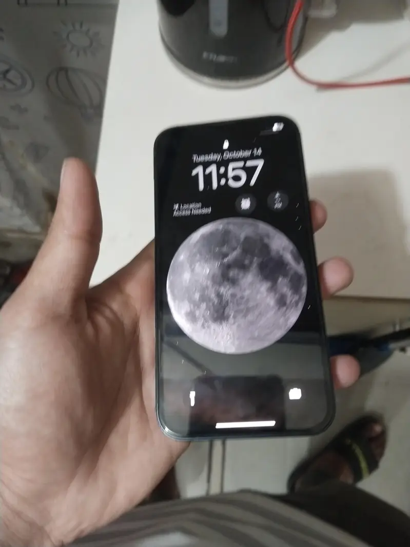 iPhone 13

                                                            alt=
