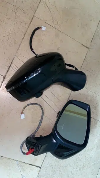 side mirrors

                                                            alt=