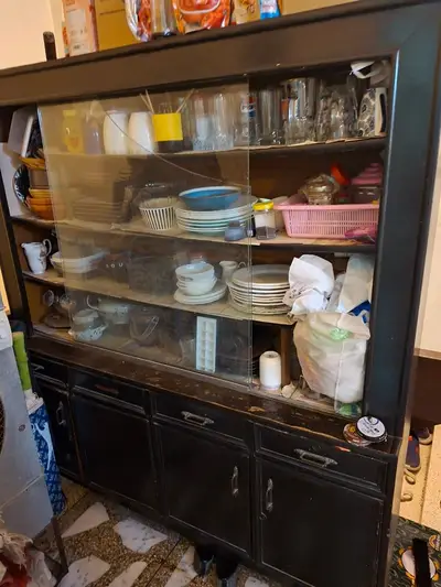 iron safe alvari for sale urgent good condition

                                                            alt=