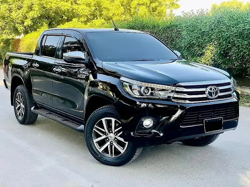 Rent a Car Revo V Grade Toyota Car Rental V8 Land Cruiser Prado Ford

                                                            alt=