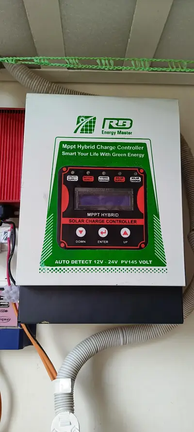Solar MPPT 60/100a Lead Acid Lithium Batteries 36V/48V Solar Ch

                                                            alt=