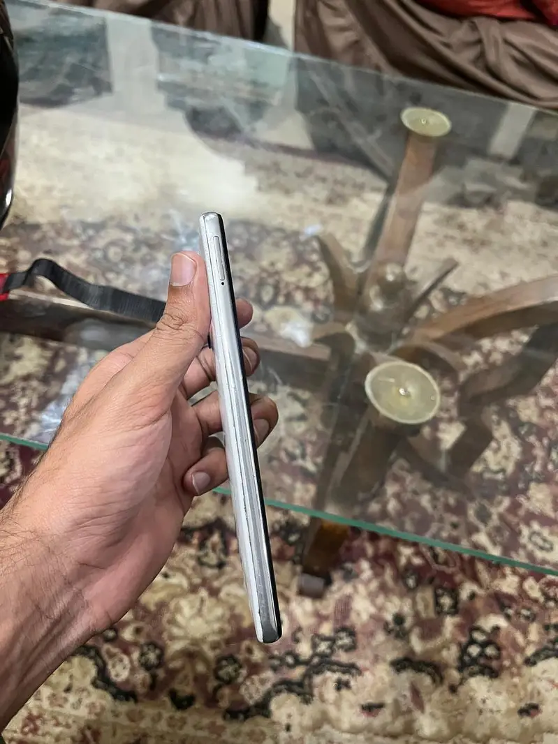 Samsung Mobile A32

                                                            alt=