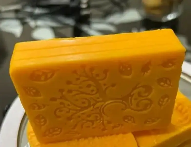 natural organic home made soap bar skin care

                                                            alt=