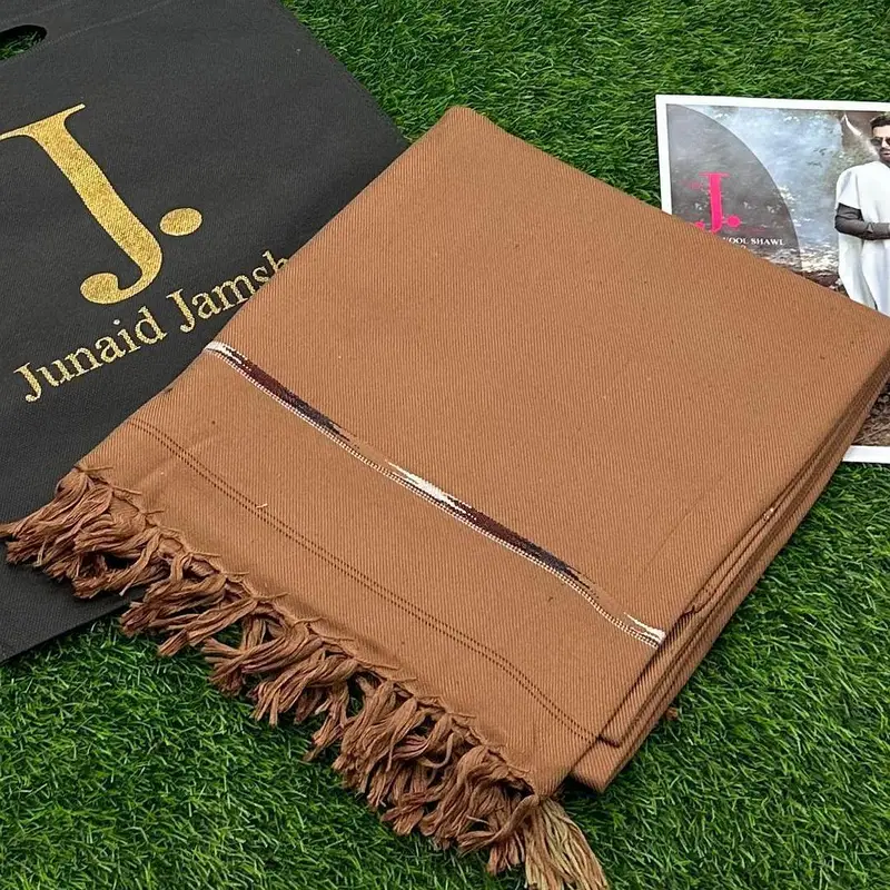 luxuroius men winters wool shawls

                                                            alt=