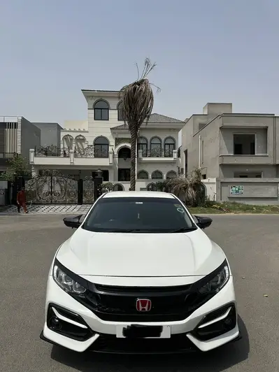 Honda civic X oriel (UG) 2017 for sale

                                                            alt=