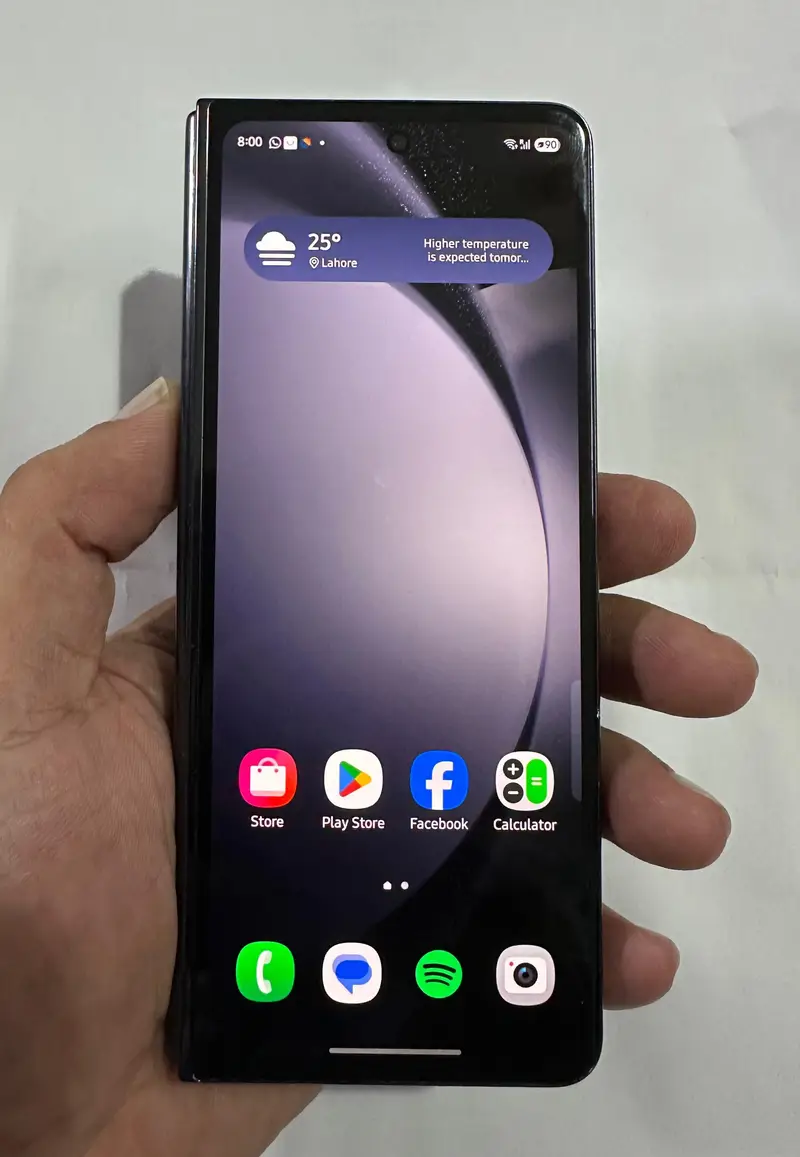 Samsung Galaxy  Z Fold  5 non pta  very Good Condition

                                                            alt=