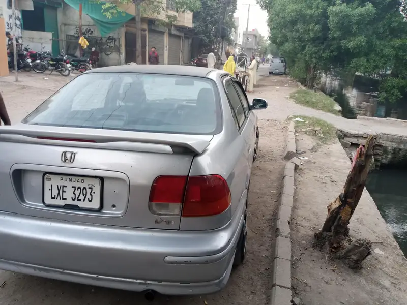 Honda civic

                                                            alt=