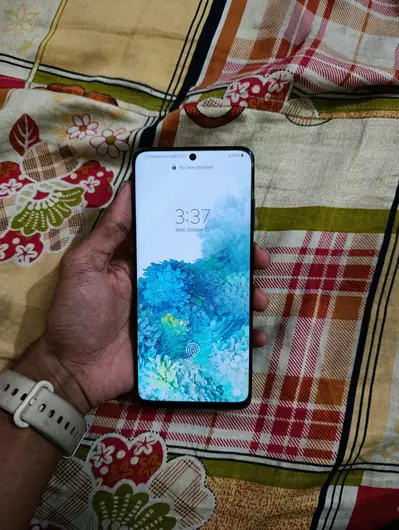 Tecno camon 20

                                                            alt=