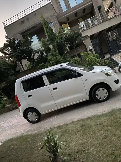 Suzuki Cultus 2016/2024 VXR
                                                            alt=