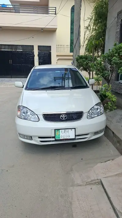 Corola 2. D saloon 06/7 , lush condition, 18,19 fuel avrge, perfect car
                                                            alt=