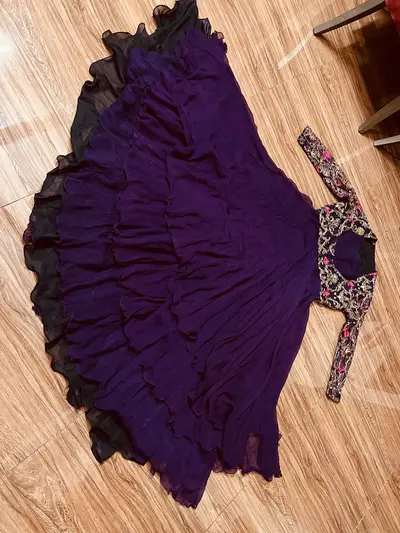 party wear
                                                            alt=
