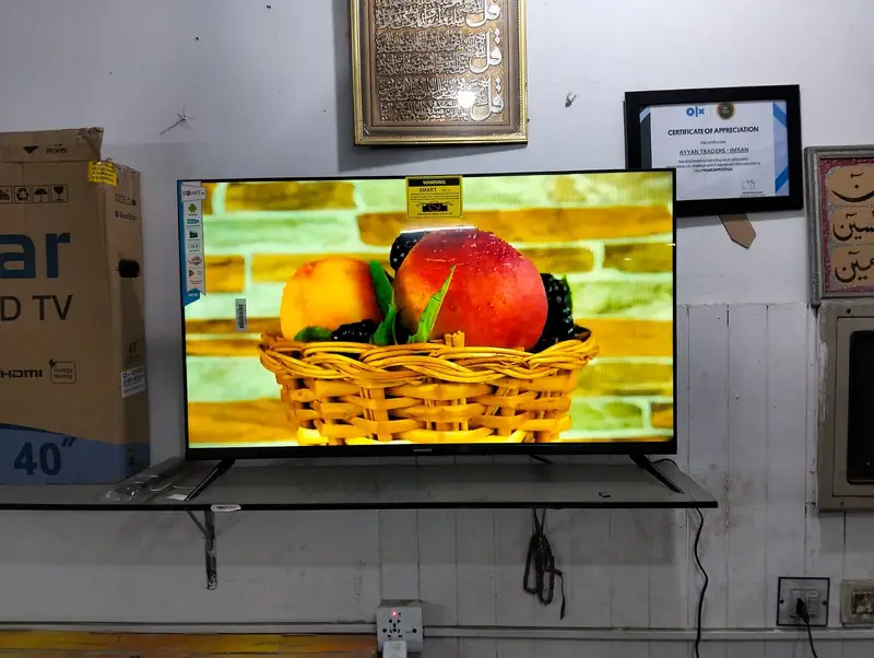 43 inch TCL Slim Smart 8k UHD LED TV 3 year warranty O3O2O482663
                                                            alt=