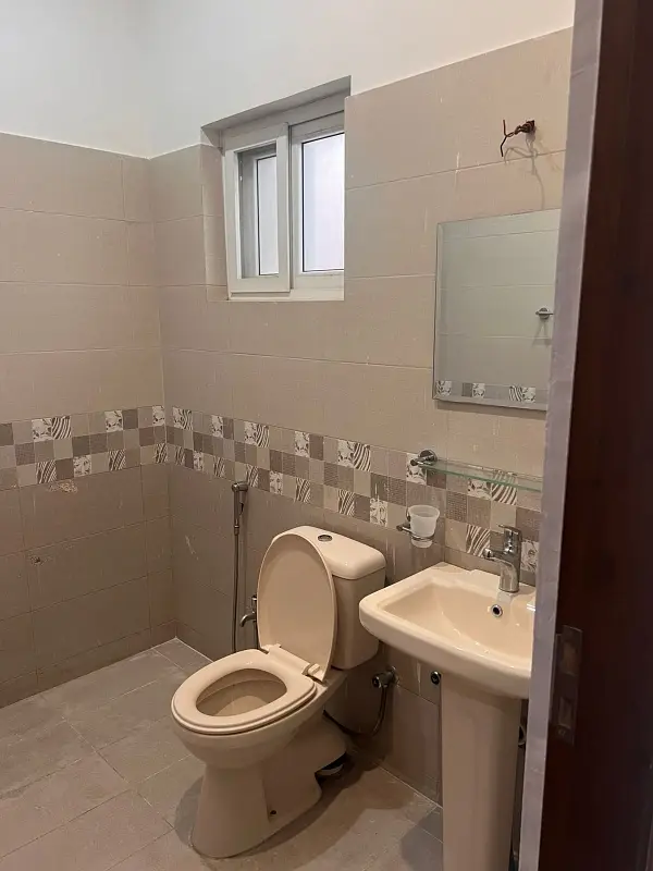 50x90 Kanal basement for Rent G-13
                                                            alt=
