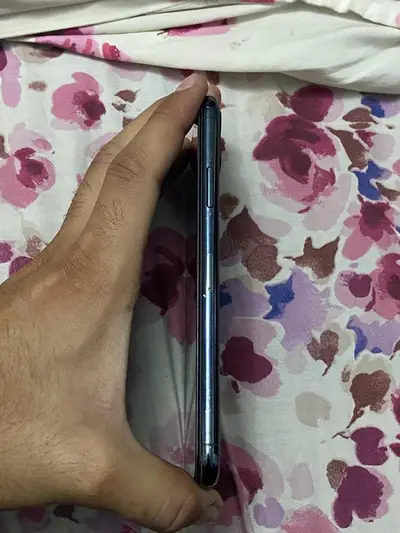 Iphone 11 pro Pta approved
                                                            alt=