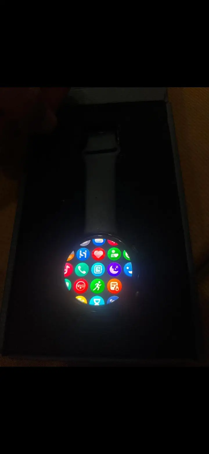 Brand new watch 10 out of 10 condition
                                                            alt=