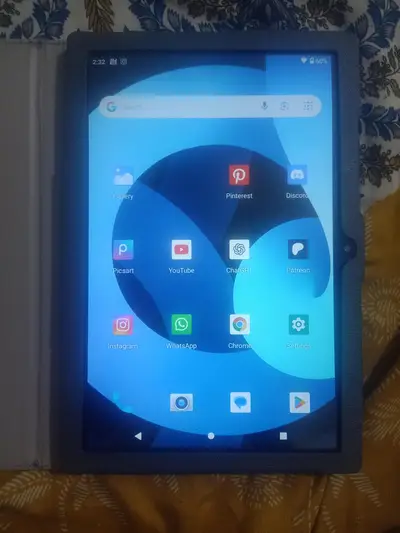 accer Chrome bookwith pancil
                                                            alt=