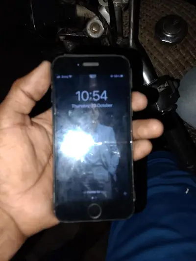 iphone 11 256GB full box WhatsApp No 03023822462

                                                            alt=