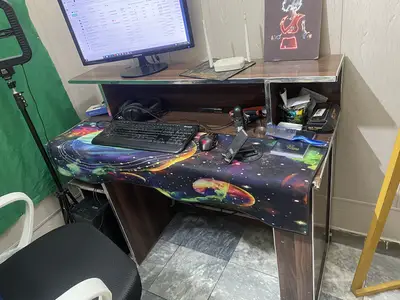 New Stylish Computer Table
                                                            alt=
