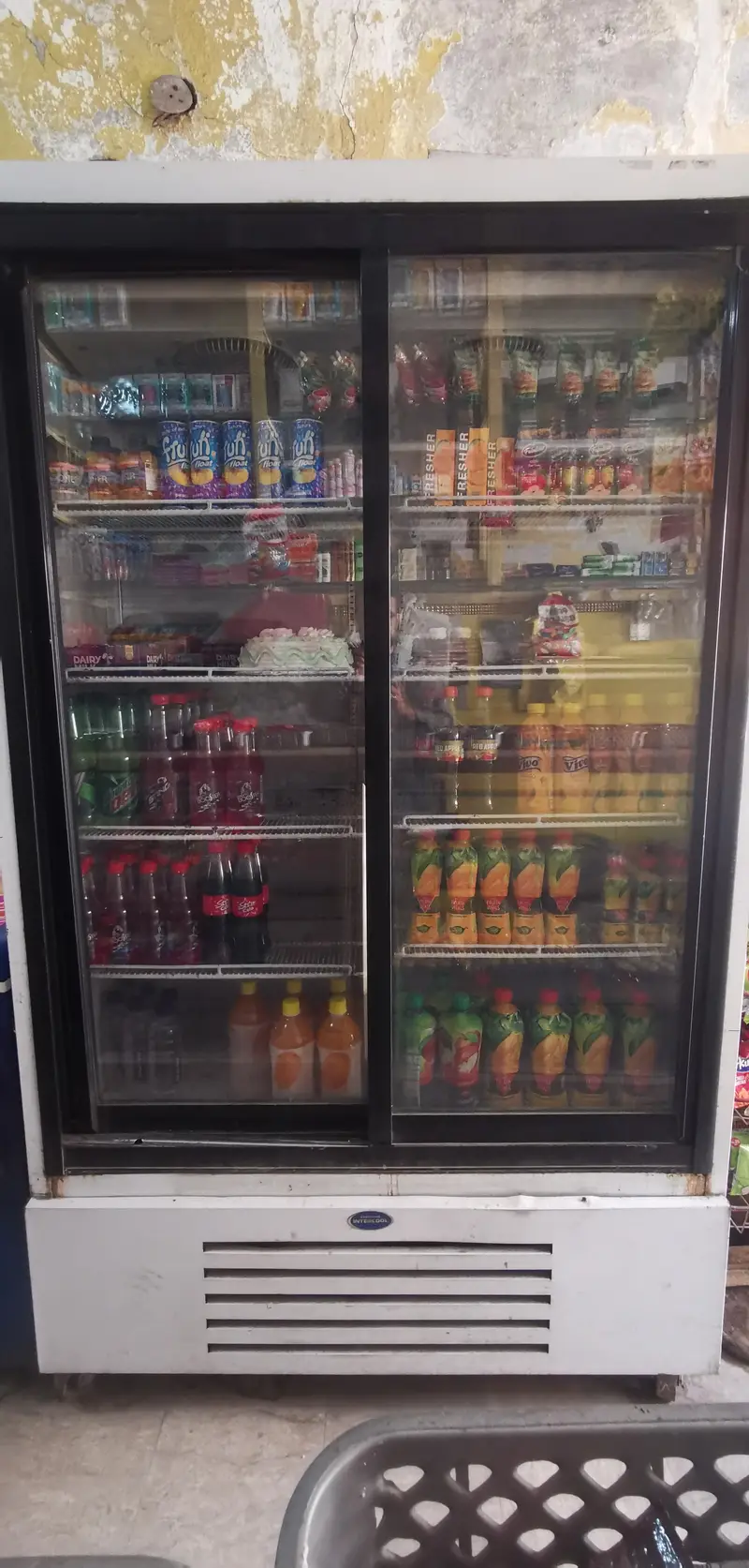 Double Door freezer for sale urgent
                                                            alt=