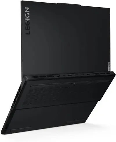 ASUS ROG Strix G18 – Gaming Powerhouse 
                                                            alt=
