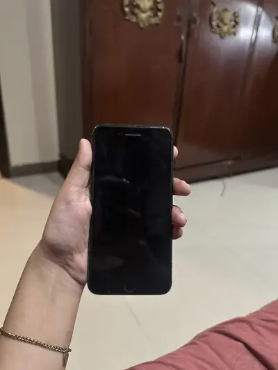 Mobile phone for sale Samsung Galaxy Note 8
                                                            alt=
