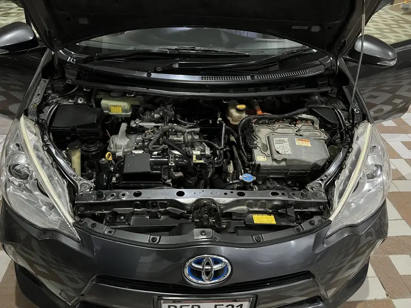 Toyota Aqua push Start 2012 / 2016 .
                                                            alt=