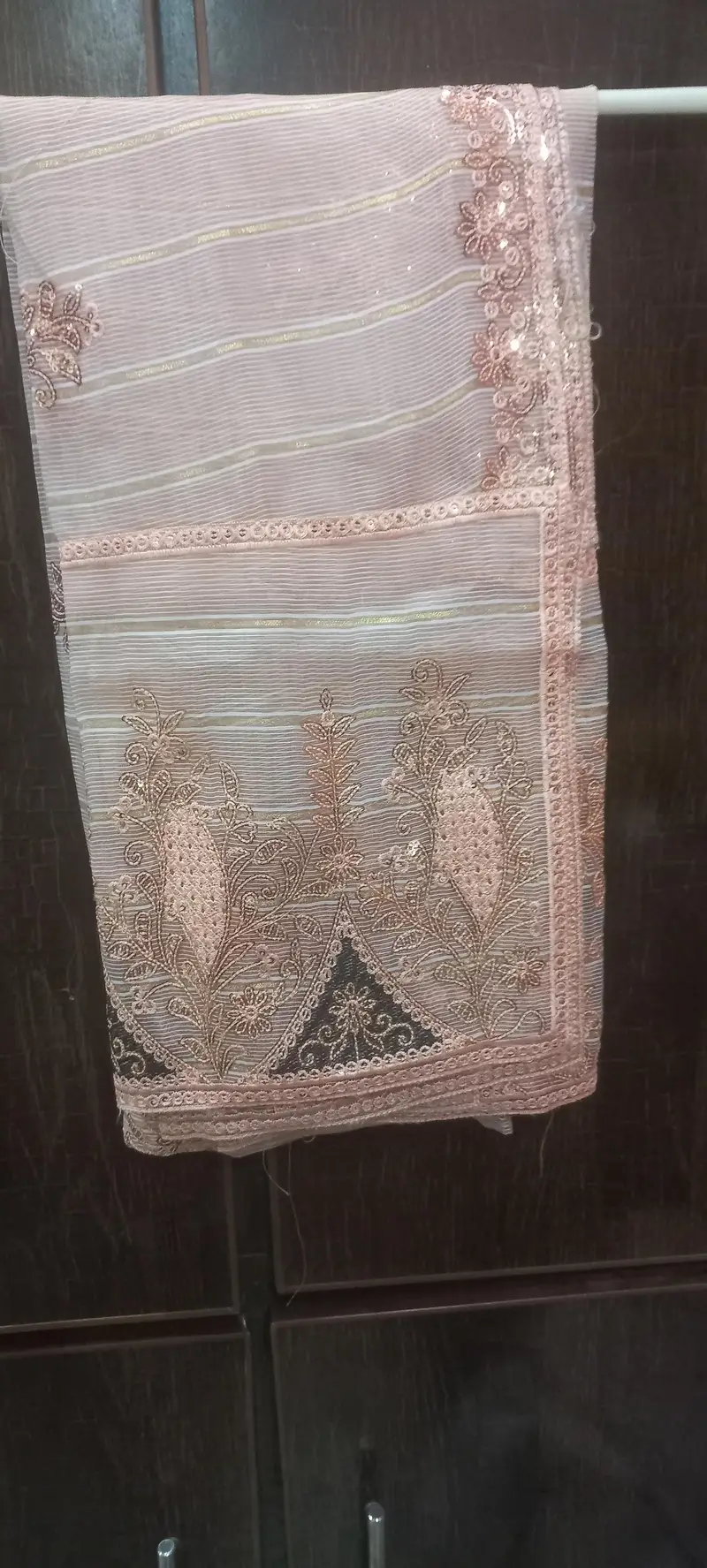 Kameez Shalwar
                                                            alt=