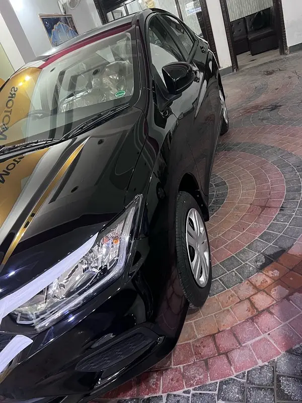 Honda City IVTEC 2025 Bank Lease
                                                            alt=