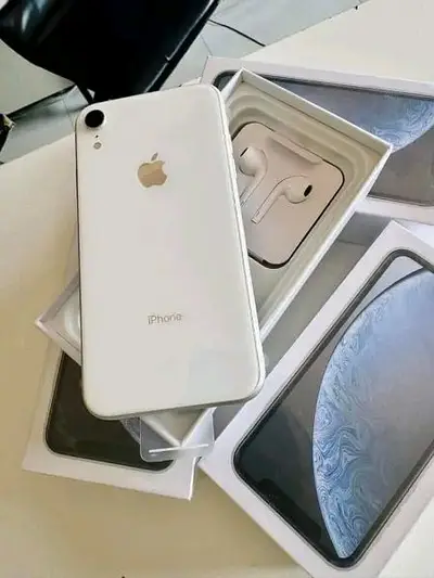 iPhone 11 pro Board and parts
                                                            alt=