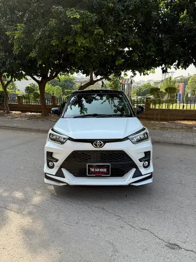 Toyota Raize Z
                                                            alt=