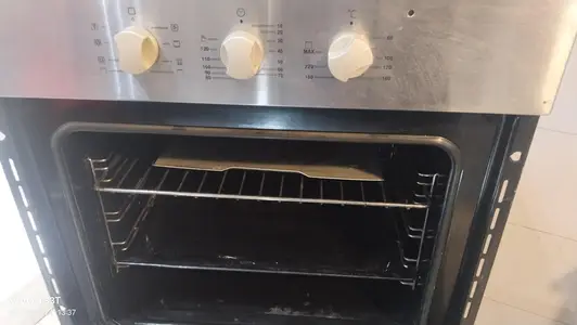Whitegas Oven with 5 Burners - Good working condition
                                                            alt=