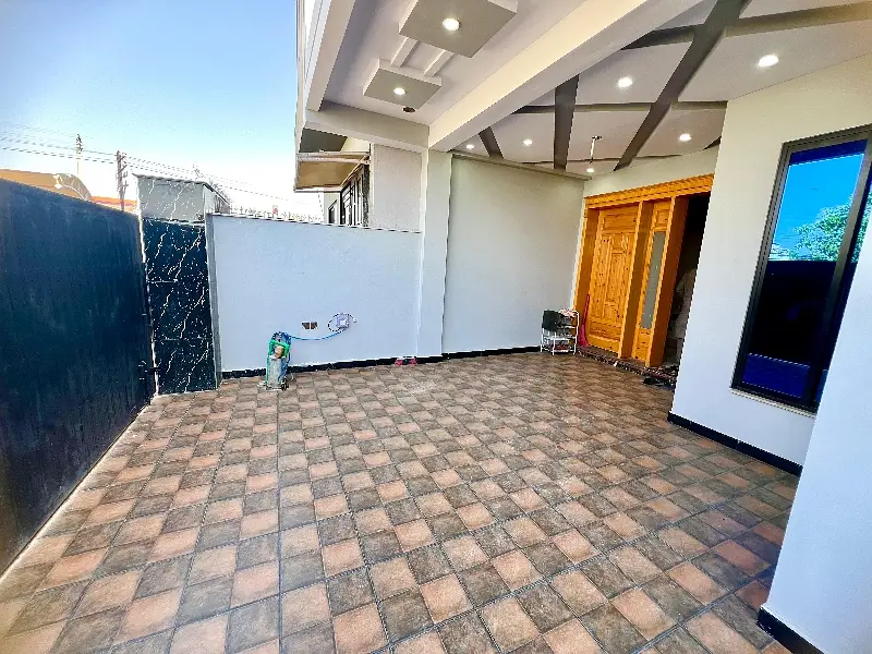 10 MARLA SINGLE STORY HOUSE FOR SALE F-17 ISLAMABAD ALL FACILITY AVAILABLE CDA PPROVED SECTOR
                                                            alt=
