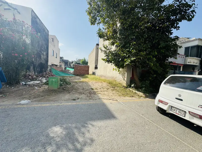 5 Marla Residential Plot For Sale In Ali Bahria Town Lahore
                                                            alt=