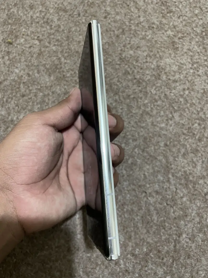 Samsung s22 ultra PTA 12/512

                                                            alt=