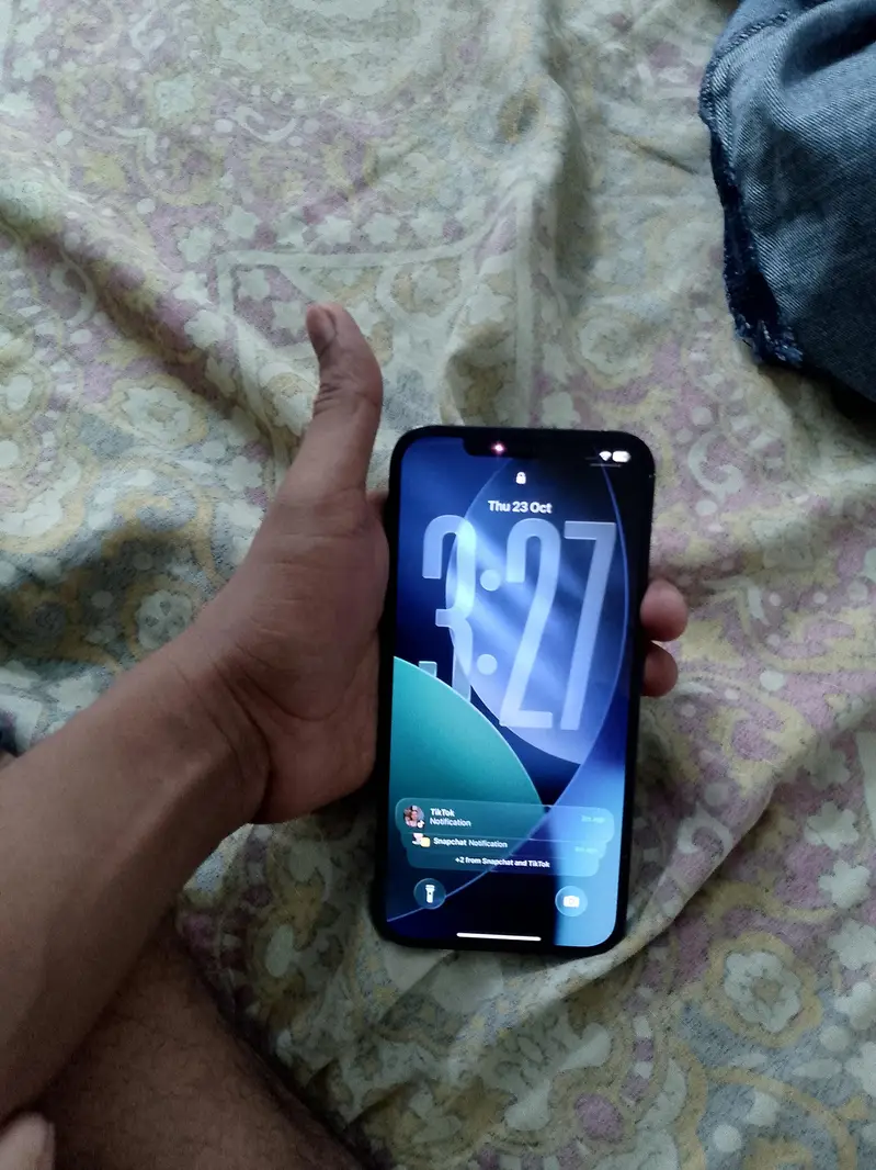 iphone 12 pro max jv
                                                            alt=