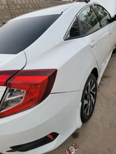 CIVIc model 2014 automatic powerfull engine

                                                            alt=