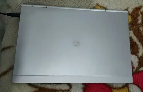 Acer R751T Chromebook laptop

                                                            alt=